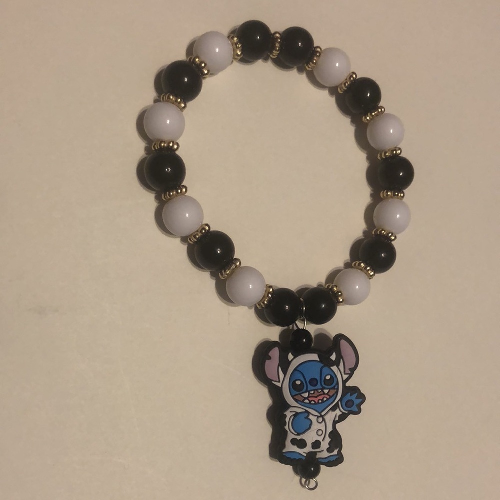 🟢 Stitch Blue Alien Stitch Cow With Costume Black And White Beaded Bracelet - Picture 7 of 11